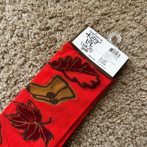 Socks and wine - Picture 4 of 5